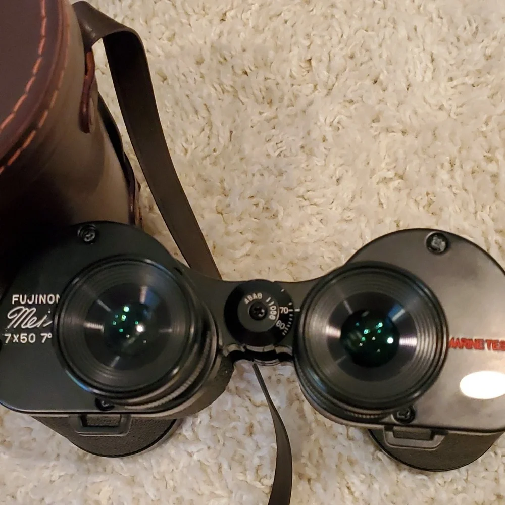 Vintage Japanese Binoculars With Leather Carrying Case - Picture 4 of 13